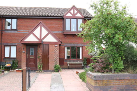 2 Bedroom Ground Fla...